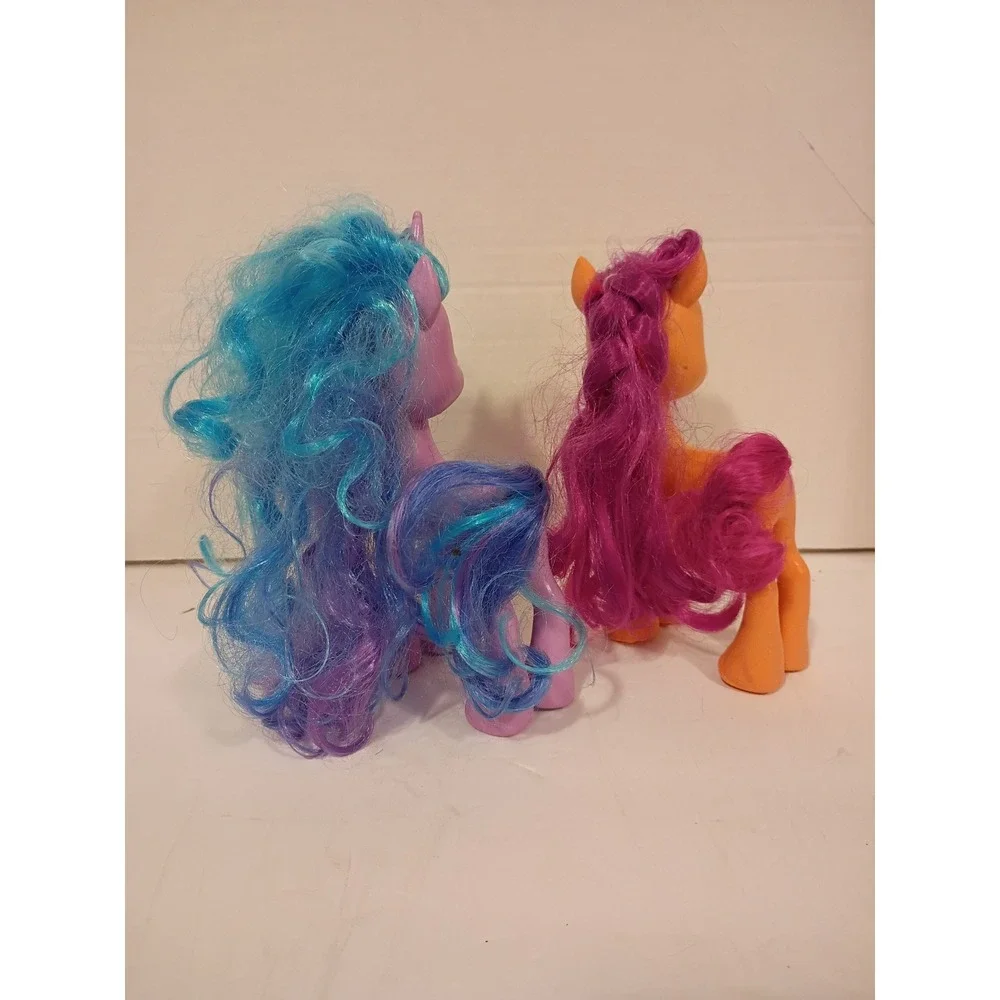 My Little Pony A New‎ Generation Izzy Moonbow Sunny Starscout Figures Hasbro